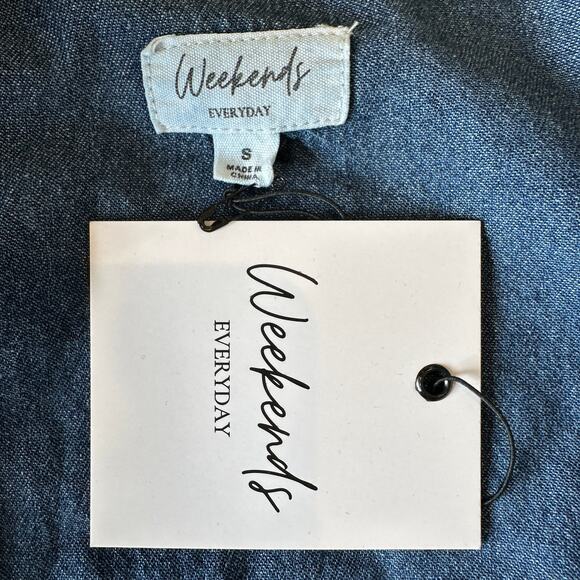 Lilo and Stitch Chambray Shirt SMALL Hangry Oversized Unique Shacket Denim Jean - Picture 5 of 6